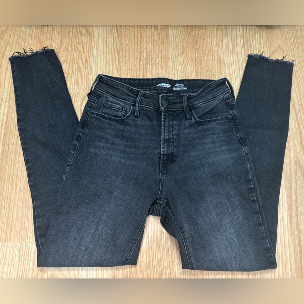 Old Navy Black Rockstar skinny jeans